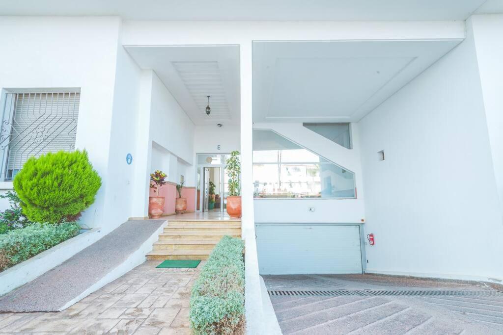 Lovely 2 Bedroom Vacation Home With Pool/Beach الصخيرات المظهر الخارجي الصورة